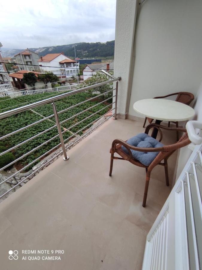 Apartmani Lidija Lopar Exterior photo